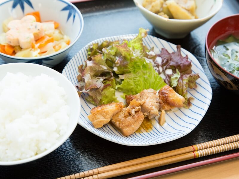 品数豊富な手づくりの食事